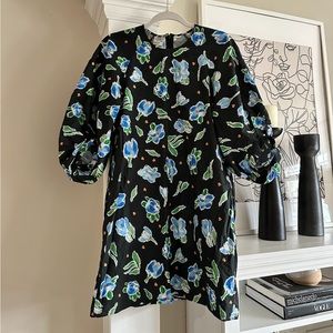 BAUM UND PFERDGARTEN BLACK FLORAL DRESS SIZE 34 WITH POCKETS